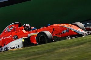 Formula Renault 2.0: debutto positivo per Grégoire Saucy