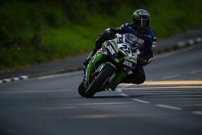 Isle of Man TT 2017: Saiger nach Sturz in Senior TT beim Re-Start dabei