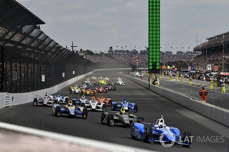 Magnussen dice que "le encantaría" correr Indy 500