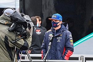 Verstappen: "No sense" in pondering F1 future after Honda