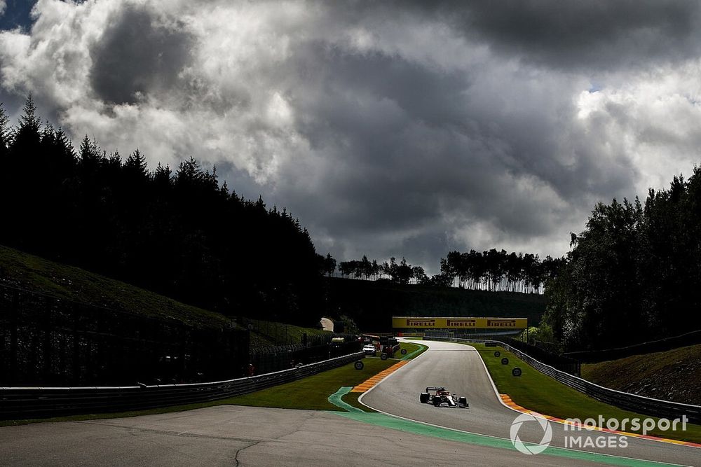 Sainz: McLaren could be in "trouble" if it rains at Spa