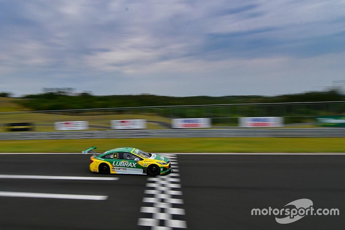 Stock Car: Julio Campos surpreende e conquista pole no Velocitta