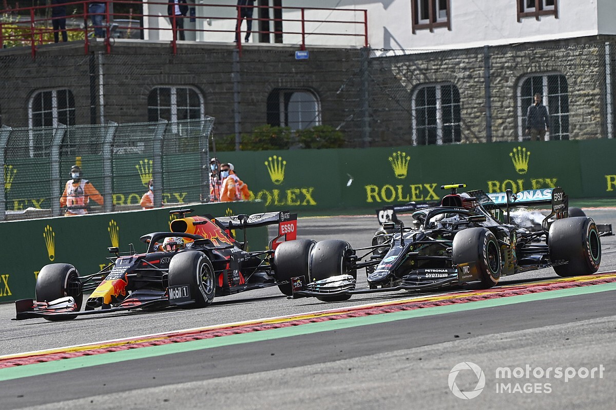Verstappen, sezonu Bottas'ın önünde tamamlayabileceğinden emin değil