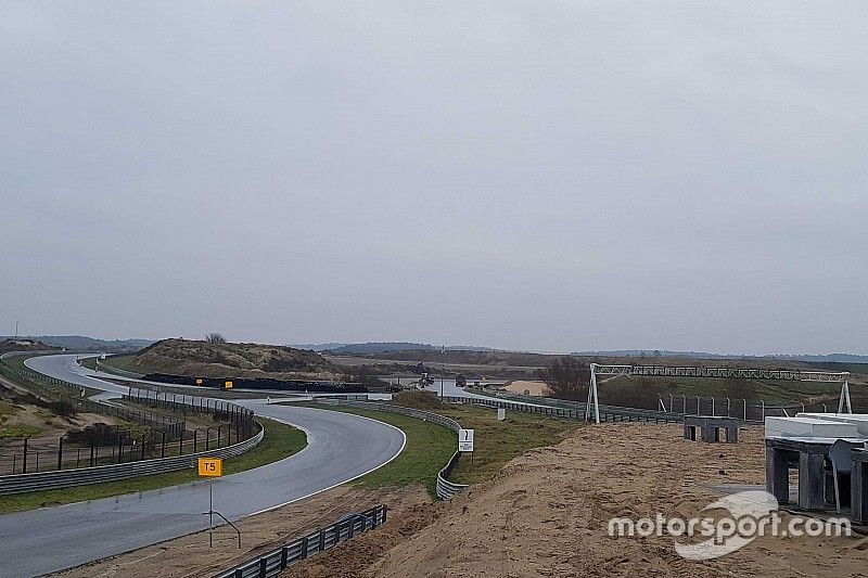 Újabb drónfelvételek az épülőben lévő holland F1-es pályáról