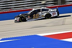 Aric Almirola cruises to caution-free Stage 2 win at Texas