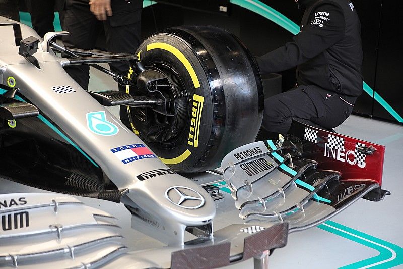 Fotos: las mejoras en los coches el quinto día de test