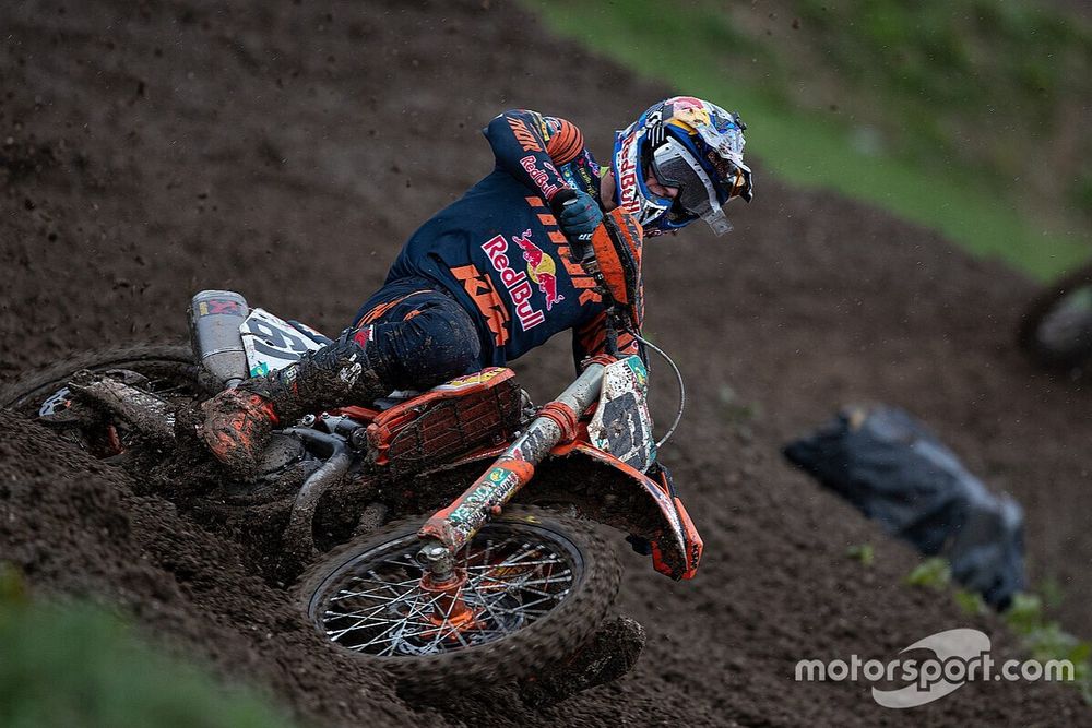 Prado, épico top 10 en su debut en MXGP