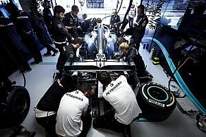 Simon: "Le strategie dell'ibrido in F1 sono sotto la lente"