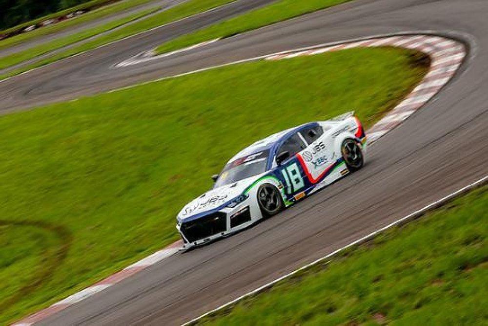 GT Sprint Race: Dudu Trindade lidera primeiro treino oficial em Santa Cruz do Sul