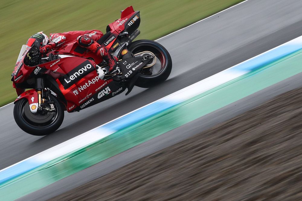 Bagnaia se queja de que la Ducati no fue bien en mojado en Japón