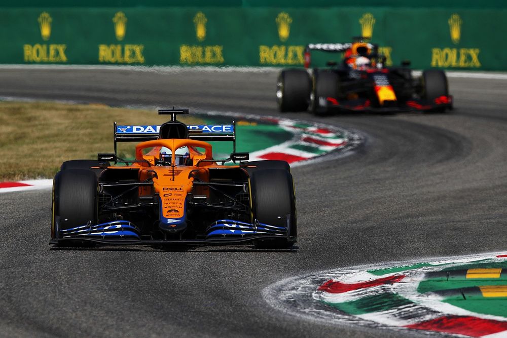 Course - Ricciardo vainqueur, Verstappen-Hamilton au clash, Mamma Mia Monza !