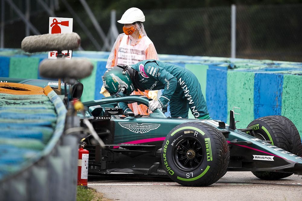 Lance Stroll, Aston Martin AMR21 abandonne la course