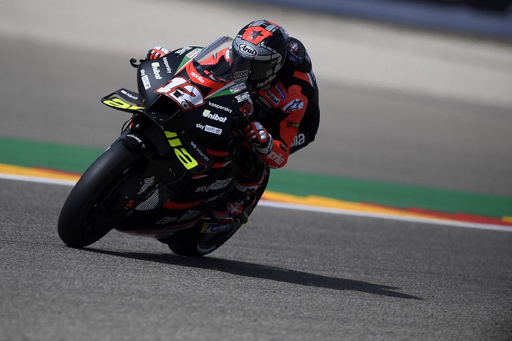Maverick Vinales Belum Pasang Target bersama Aprilia