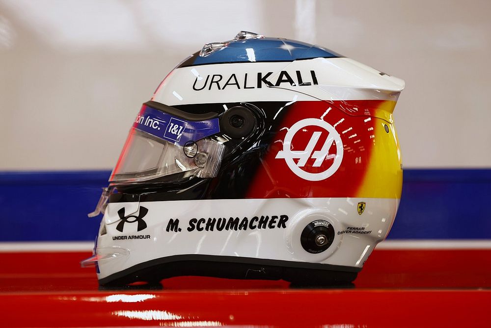 In Bildern: Mick Schumachers Helmdesign-Hommage an Papa Michael