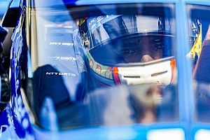 Sainz defiende el valor de lo que logra Palou en Estados Unidos