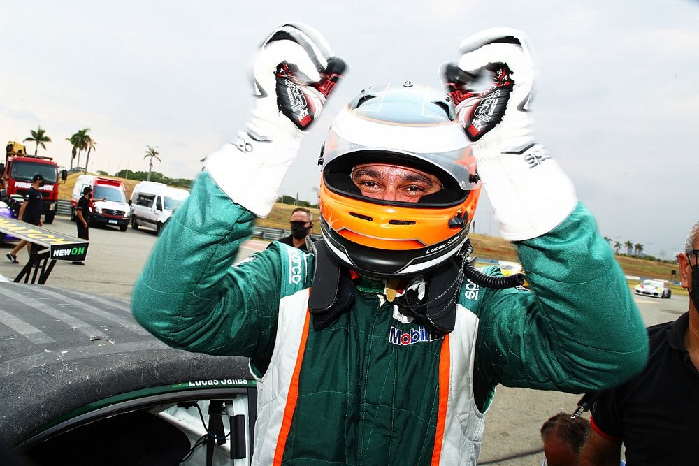 Porsche Cup: Salles reverte má sorte em Goiânia e celebra fim de semana perfeito