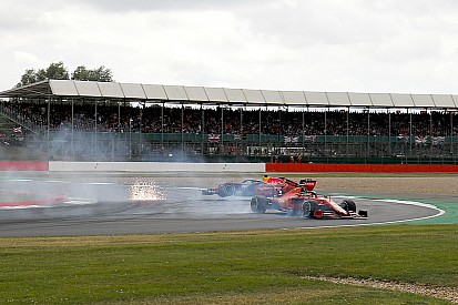 Verstappen: Vettel se disculpó por el choque