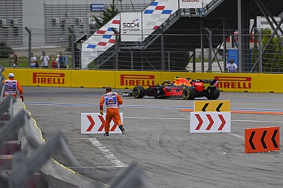 Albon: "Araçta kendime güvenemiyorum"