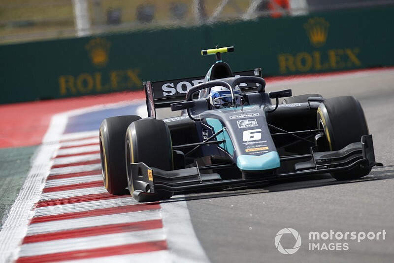 F2 Sochi: Latifi snelste in training, De Vries derde