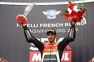 WSBK Magny Cours: Toprak 16. sıradan gelip kazandı, tarih yazdı!