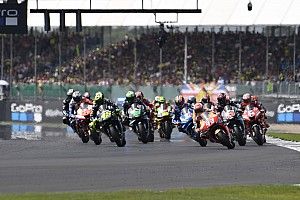 Pilotar motos pode causar infertilidade e mascarar resultado de exame de câncer, alerta médico