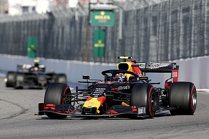 Марко похвалил Элбона по итогам четырех гонок в Red Bull