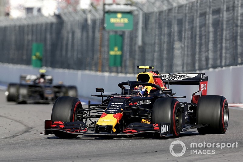 Марко похвалил Элбона по итогам четырех гонок в Red Bull