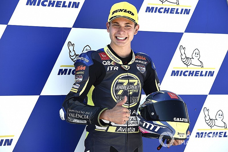 Carlos Tatay firma por dos temporadas con Avintia en Moto3