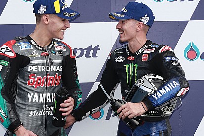 Viñales: “Con la scia posso seguire Marquez in gara”