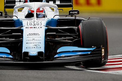 Wolff: "Nog te vroeg om Russell in Mercedes te zetten"