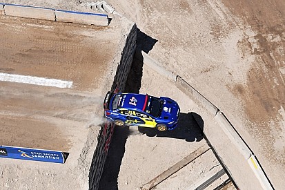Ex-piloto da F1 sofre grave acidente no Nitro Rallycross