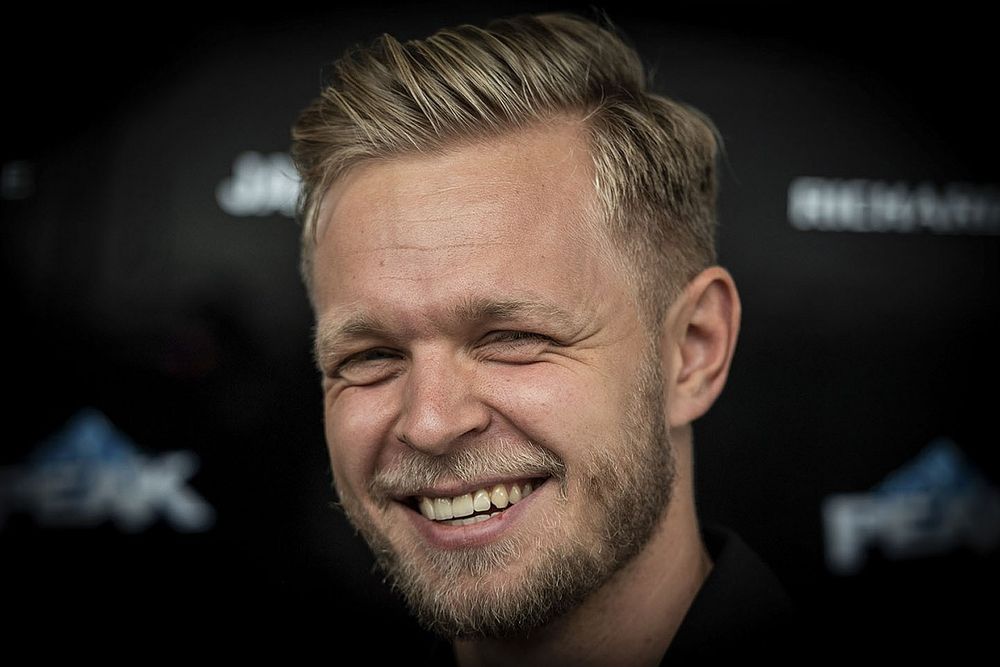 Haas F1 haalt ervaren Magnussen als vervanger van Mazepin