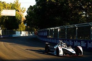 López lidera la segunda práctica en Santiago
