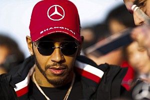 Hamilton: Não tenho vantagem mental sobre Vettel apesar de seus erros