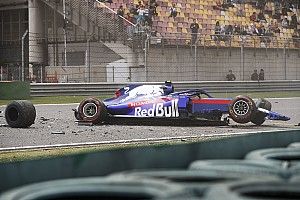 Veja como foi a pancada que tirou Albon do treino classificatório da F1 na China