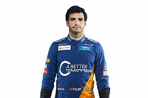 Sainz: Yeni araca "ilk görüşte aşık oldum"