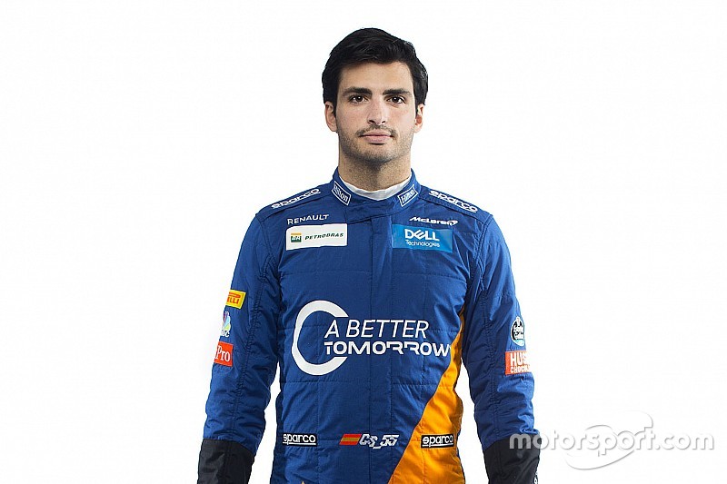 Sainz: Yeni araca "ilk görüşte aşık oldum"