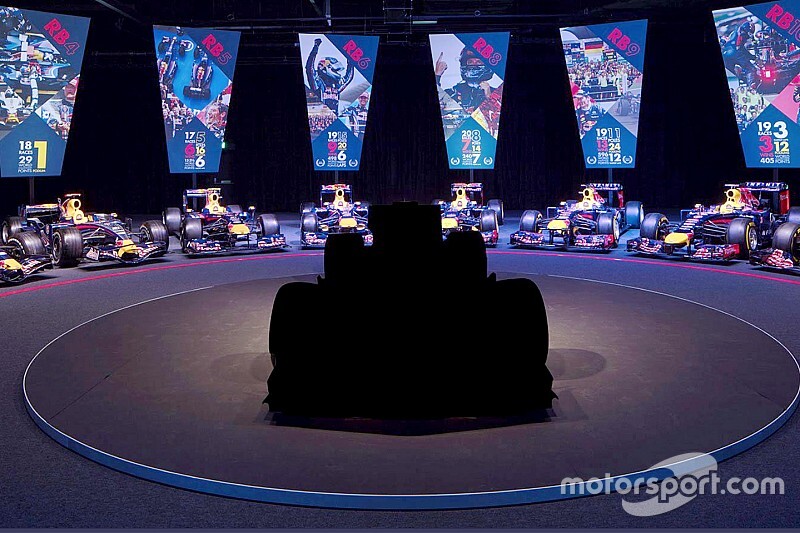 Marko: “El RB16 va con dos semanas de adelanto"