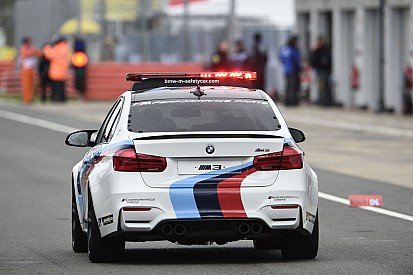 MotoGP: alle 14:30 nuova ispezione della pista. Se l'esito sarà positivo la gara scatterà alle 15:00