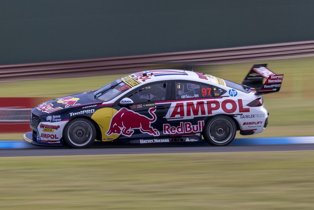 Shane van Gisbergen, Triple Eight Race Engineering
