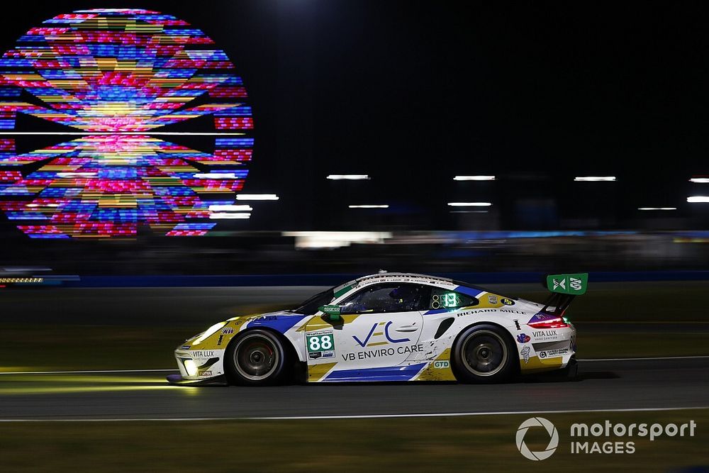 #88: Team Hardpoint EBM Porsche 911 GT3R, GTD: Rob Ferriol, Earl Bamber, Katherine Legge, Christina Nielsen