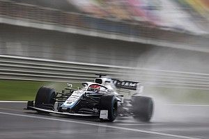 Russell Cemaskan Masa Depannya di Williams