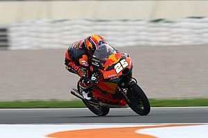 Hasil Kualifikasi Moto3 Portugal: Fernandez Pole, Ogura-Arenas Start dari Baris Kedua