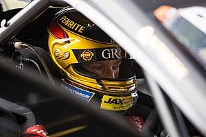 Reynolds surprised by fume inhalation