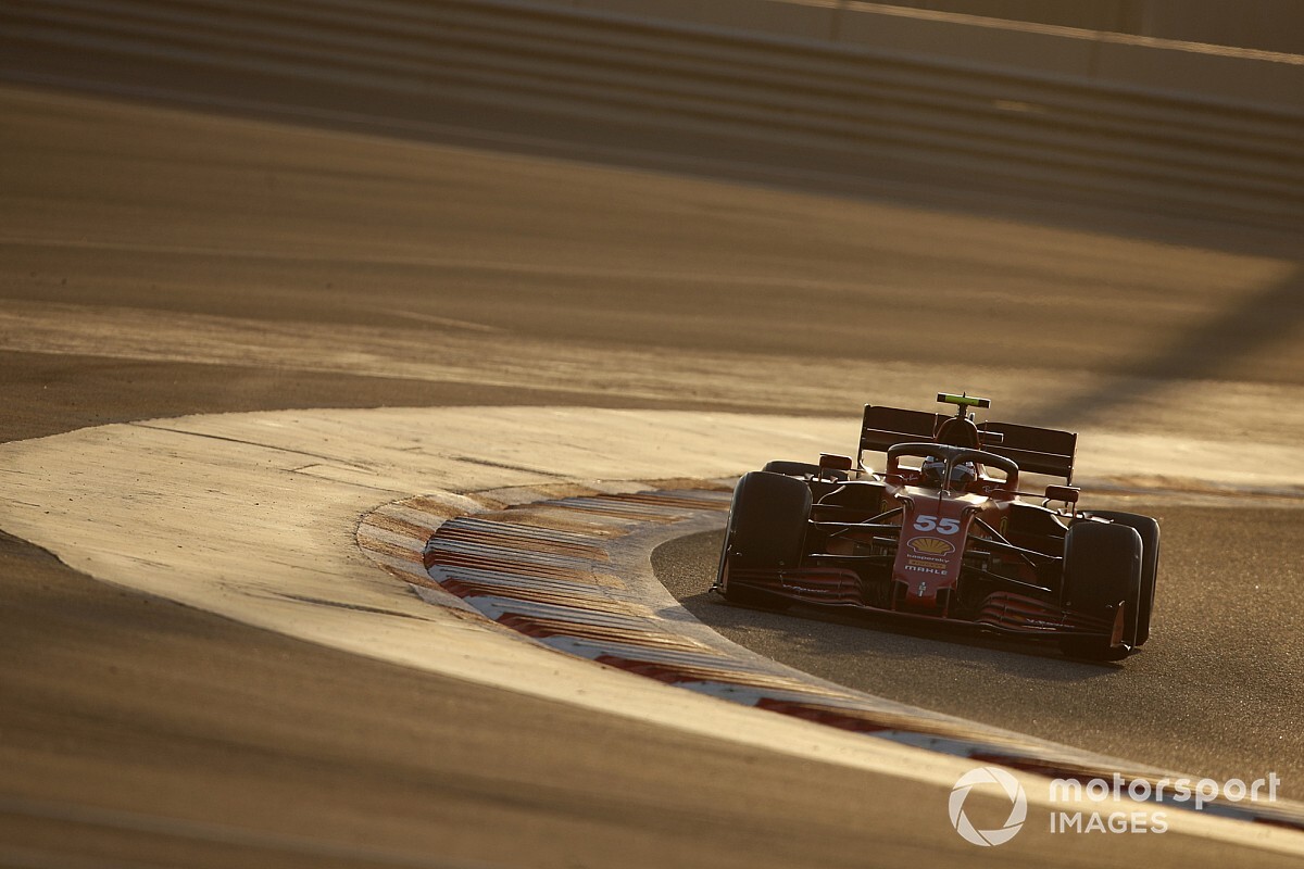 Sainz nie wierzy w problemy Mercedesa