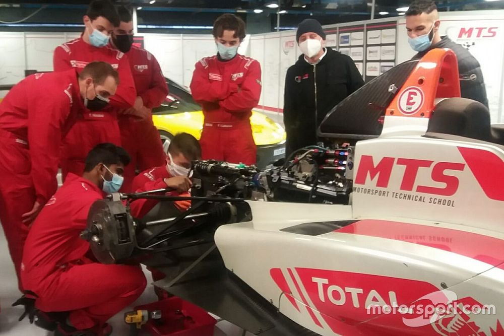 Motorsport Technical School: iniziati i corsi 2020-21