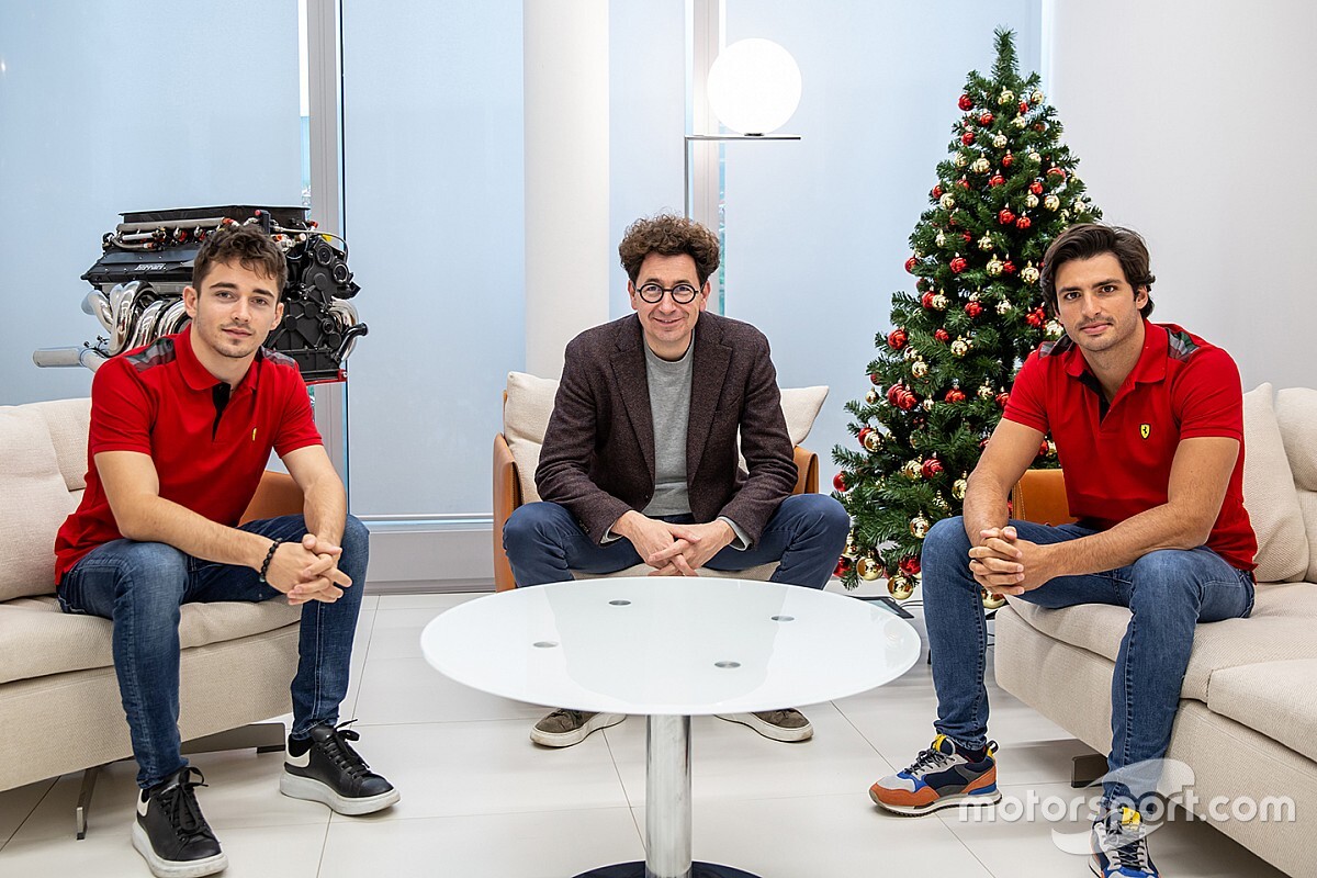 Ferrari: "Leclerc ve Sainz, 2021'e eşit statüde başlayacaklar"