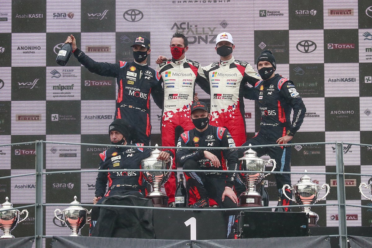 Ogier ravi de son titre après une saison "très solide"