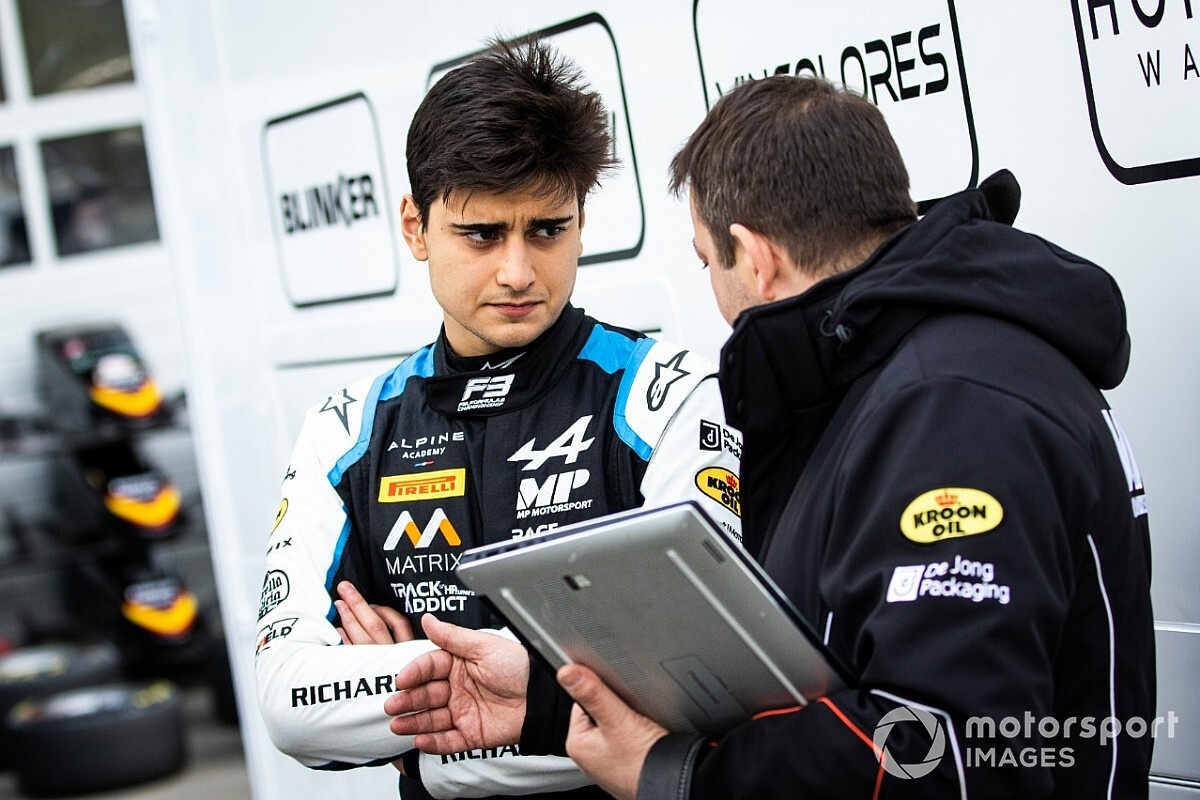 F3: Collet mantém “pés no chão” após liderança em testes