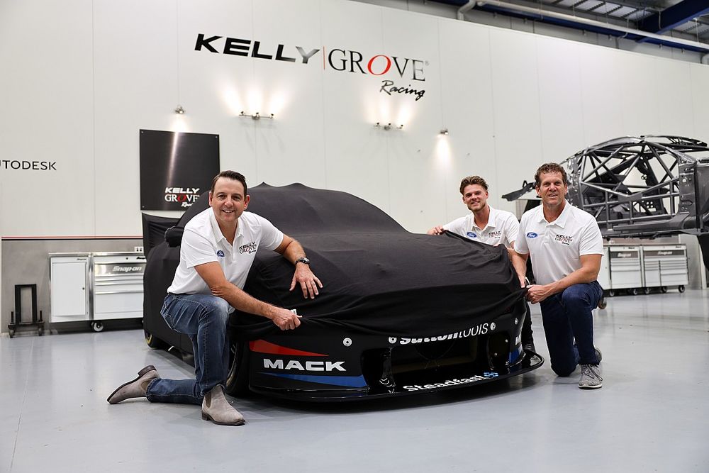 Kellys Lepas Saham Tim Supercars ke Grove Group